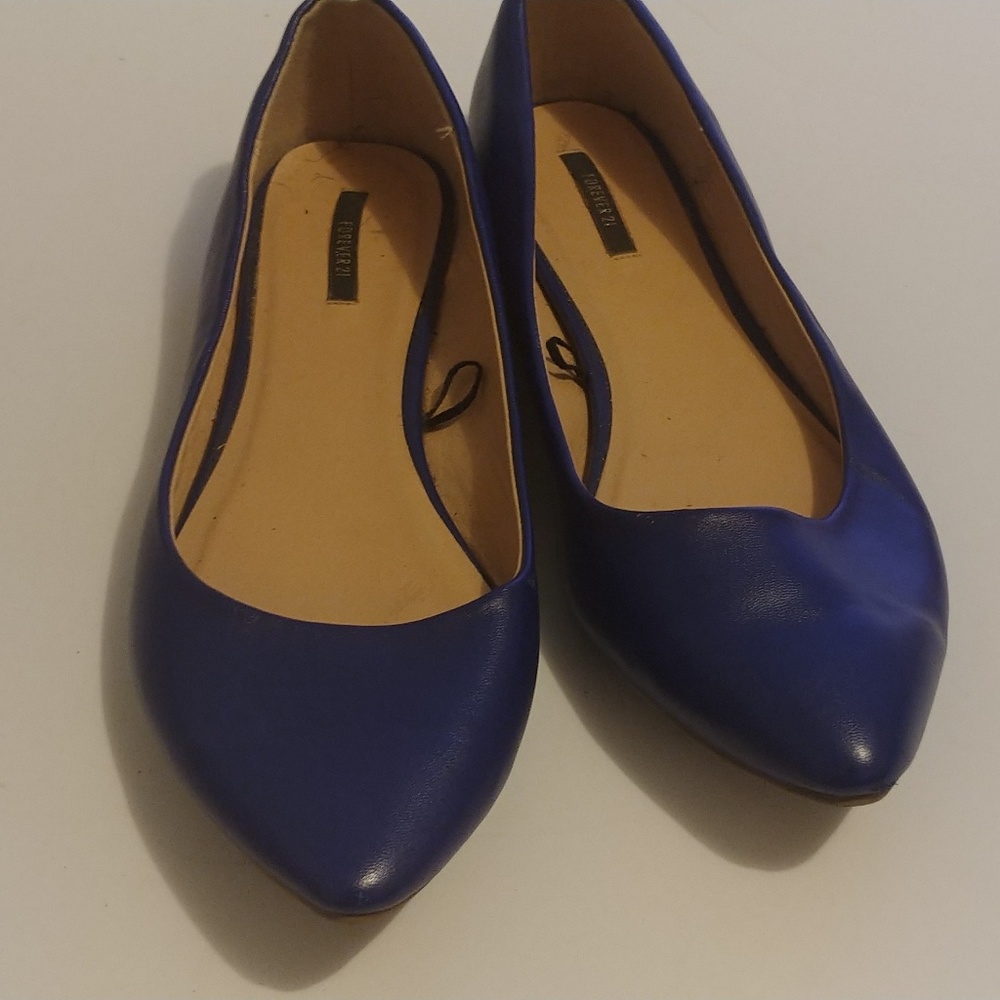 Forever 21: Flats